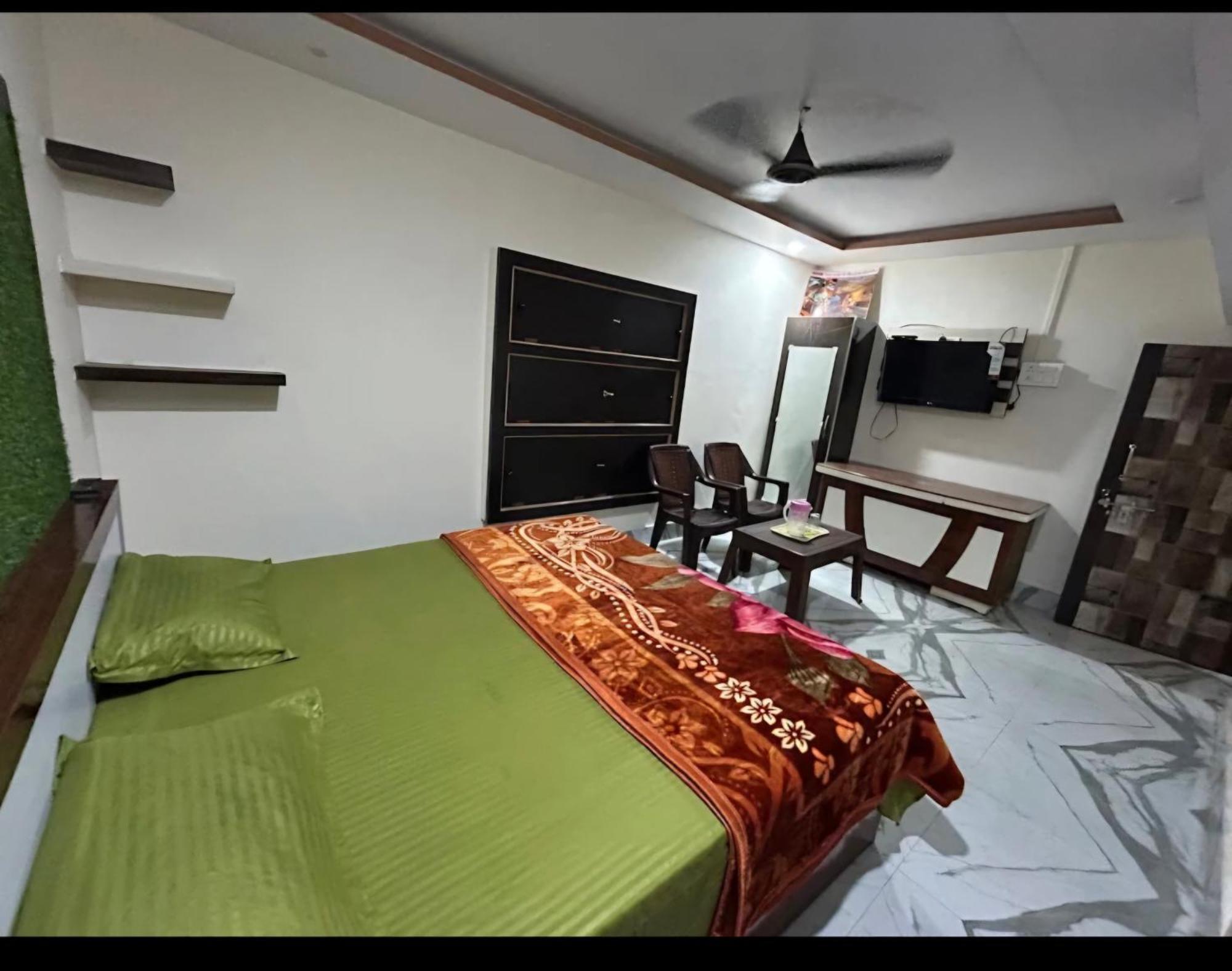 Guest house Omkar Paying - Assi Ghat *